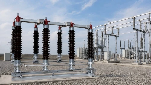 Pourquoi un équipement 126 kV est-il utilisé dans un système électrique 110 kV ?